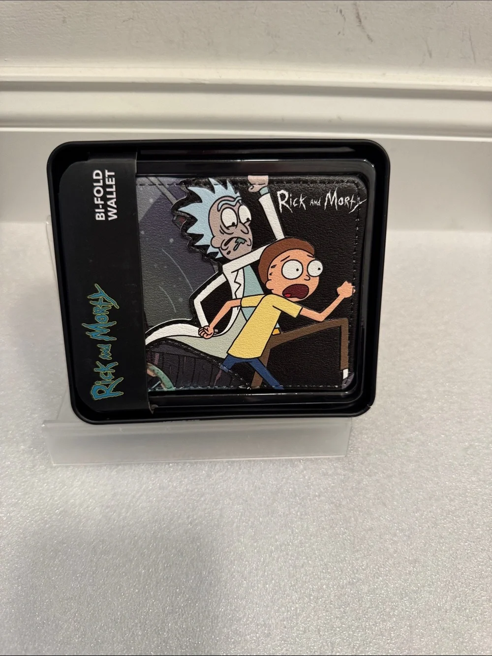Rick and Morty Bifold Wallet in collectible tin NIP